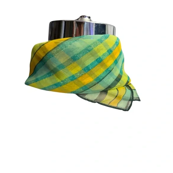 🔴5 for $40 SALE!
Vintage Multi Colored Square Polyester Scarf - Picture 6 of 11